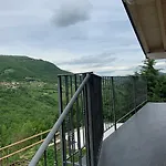 Zita 3*