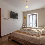 Zita 3* Sestola