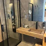 Zita Hotel