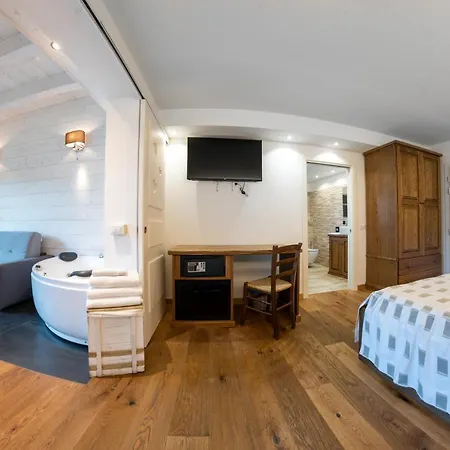 Zita Hotel