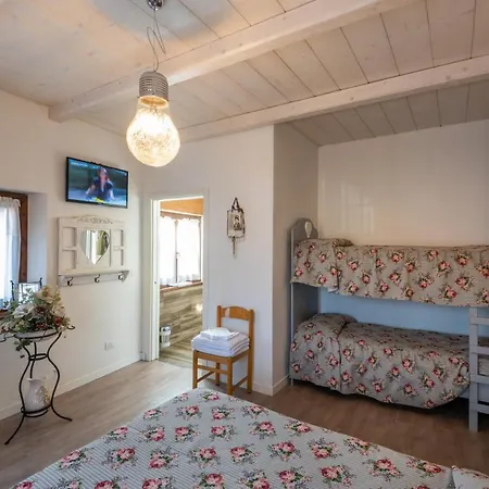 Zita Hotel 3*